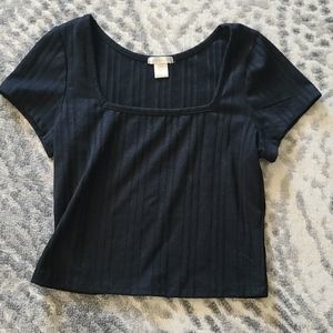Bozzolo Black Short-Sleeved Crop Top